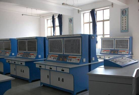 KH-601A维修电工技能综合实训室设备